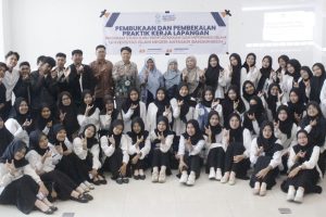 Foto Bersama Pembukaan dan Pembekalan PKL IPII