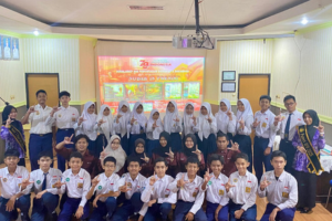 Kelompok 1_Foto Bersama Siswa