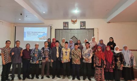 Program Studi Ilmu Perpustakaan dan Informasi Islam Hadiri Rapat Tinjauan Manajemen Fakultas Tarbiyah dan Keguruan UIN Antasari