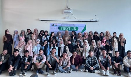 Firstlib HMJ IPII UIN Antasari 2025 Sukses Perkenalkan Dunia Literasi kepada Mahasiswa Baru