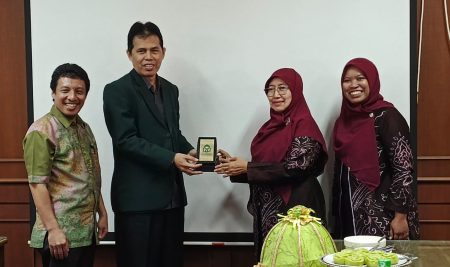 Fakultas Adab dan Humaniora UIN Alauddin Makassar Sambut Kunjungan Benchmarking IPII UIN Antasari Banjarmasin